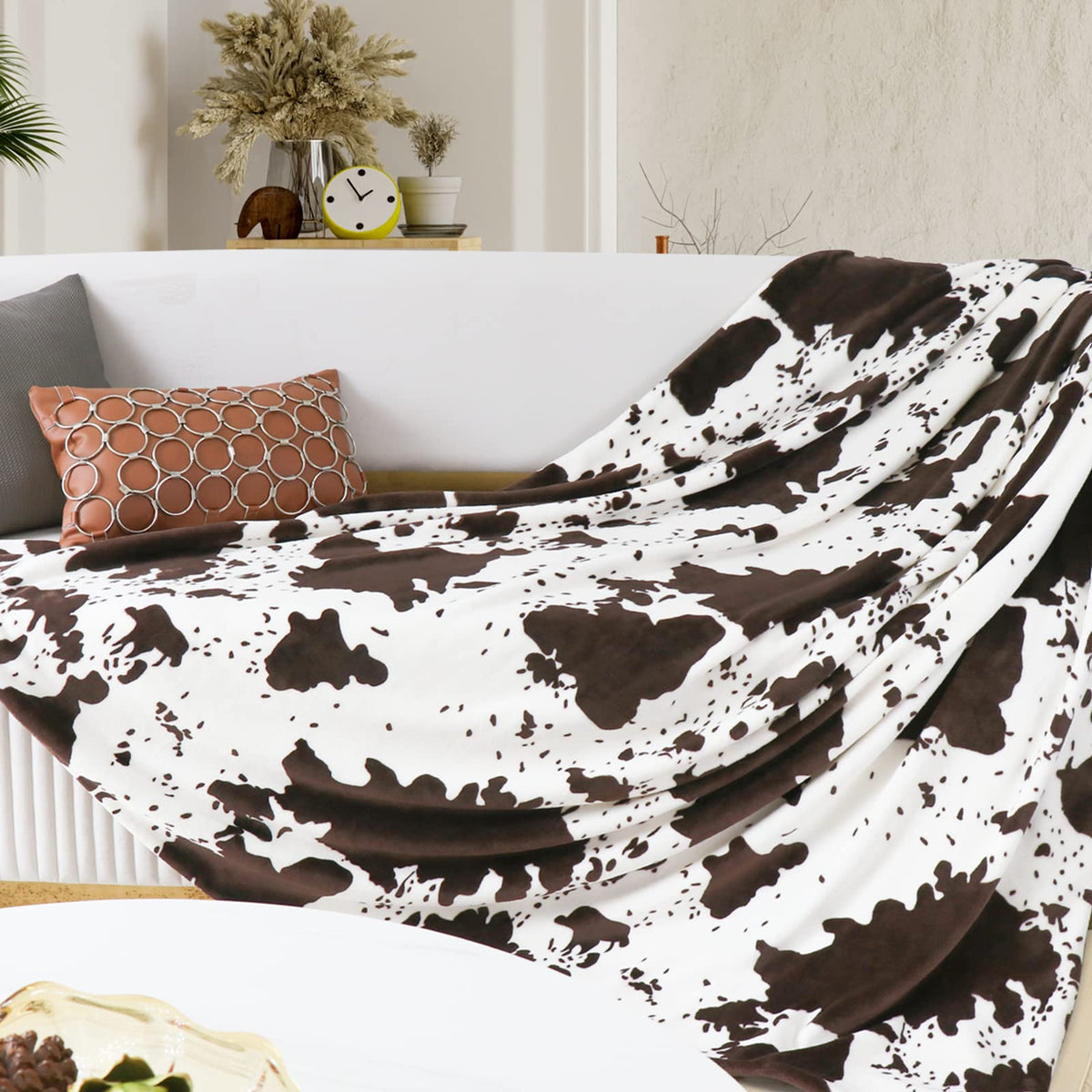 Cow Print Blanket for Couch Bed, Fuzzy Fleece Soft Blankets and Throws, Brown White Western Home Decor, All Season Cozy Birthday Gifts for Cow Lovers Women Men Girls Boys, 50x60 Inches