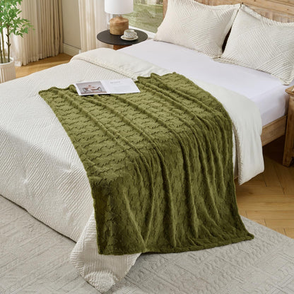 Rust Throw Blanket - Soft & Fluffy Fleece, Cute & Aesthetic, Perfect for Sofa, Couch, Chair, Bed, Living Room & Bedroom, All-Season Use, Plush & Cozy Decorative Blanket