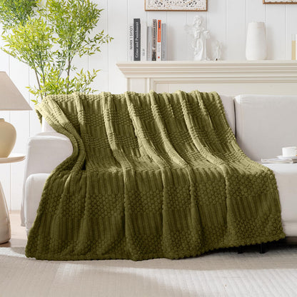 Rust Throw Blanket - Soft & Fluffy Fleece, Cute & Aesthetic, Perfect for Sofa, Couch, Chair, Bed, Living Room & Bedroom, All-Season Use, Plush & Cozy Decorative Blanket