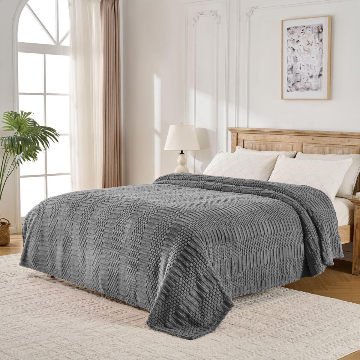 Rust Throw Blanket - Soft & Fluffy Fleece, Cute & Aesthetic, Perfect for Sofa, Couch, Chair, Bed, Living Room & Bedroom, All-Season Use, Plush & Cozy Decorative Blanket