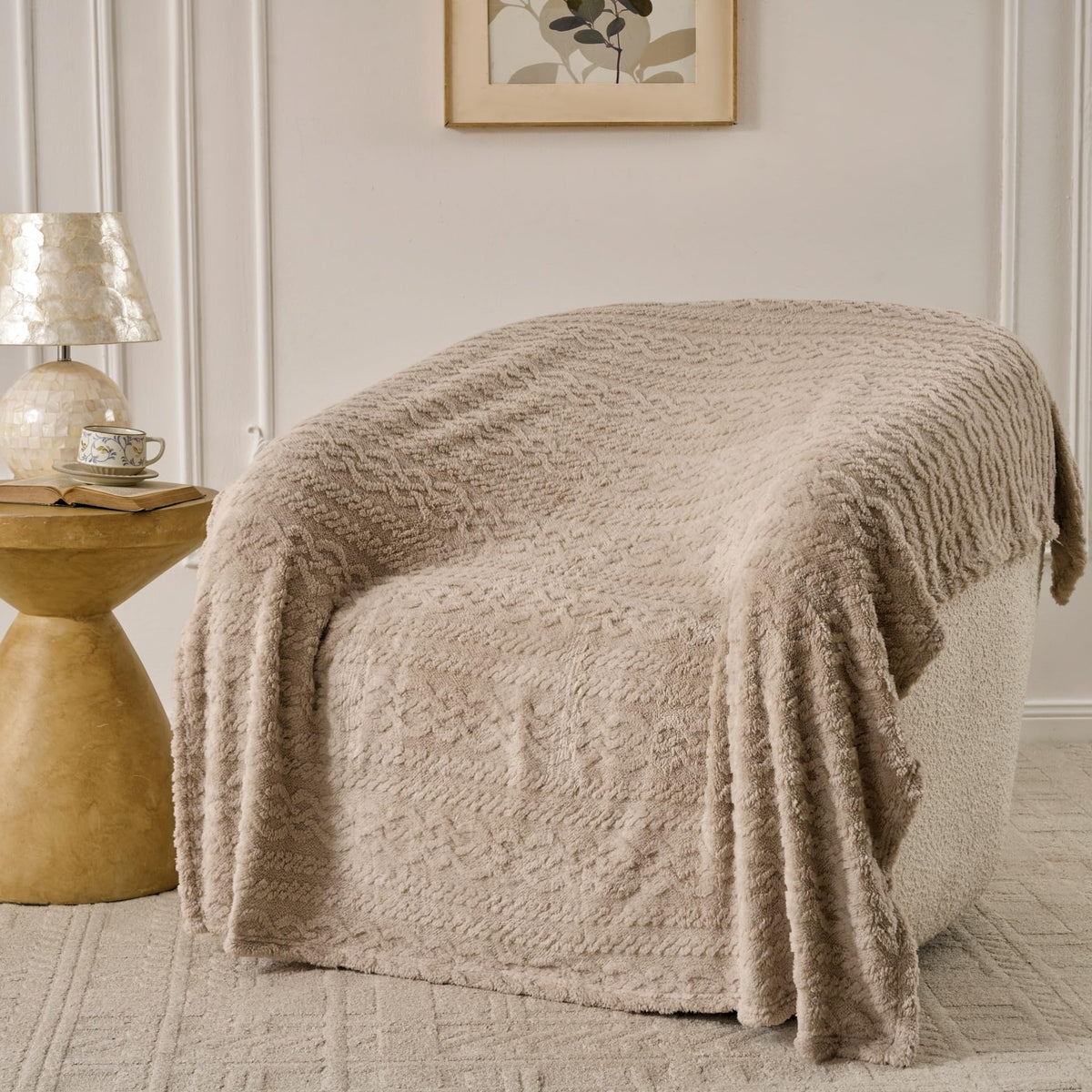 Rust Throw Blanket - Soft & Fluffy Fleece, Cute & Aesthetic, Perfect for Sofa, Couch, Chair, Bed, Living Room & Bedroom, All-Season Use, Plush & Cozy Decorative Blanket
