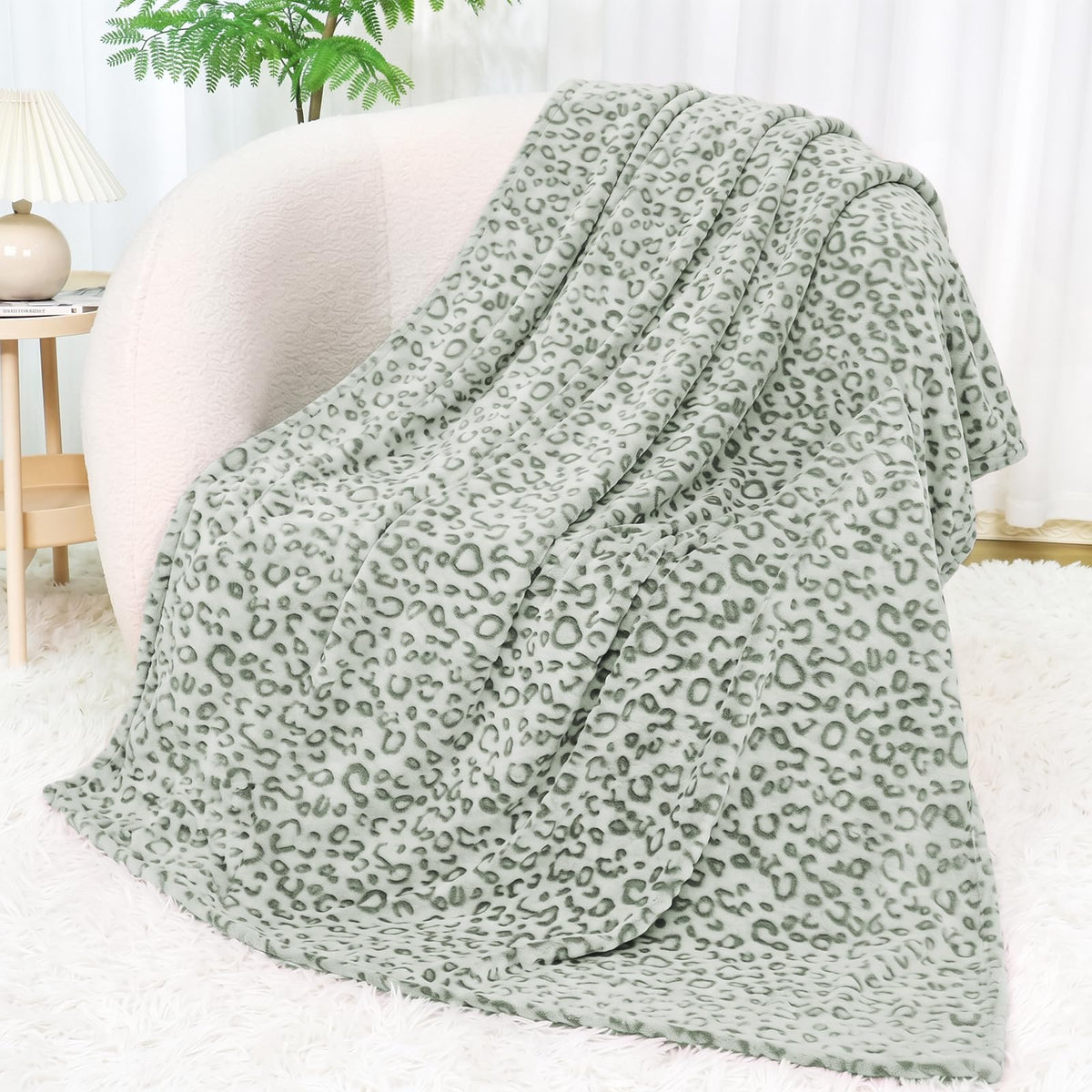 Cow Print Blanket for Couch Bed, Fuzzy Fleece Soft Blankets and Throws, Brown White Western Home Decor, All Season Cozy Birthday Gifts for Cow Lovers Women Men Girls Boys, 50x60 Inches