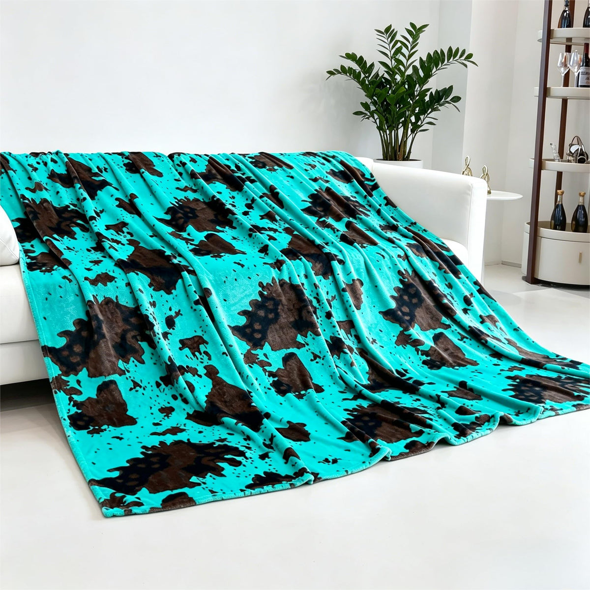 Cow Print Blanket for Couch Bed, Fuzzy Fleece Soft Blankets and Throws, Brown White Western Home Decor, All Season Cozy Birthday Gifts for Cow Lovers Women Men Girls Boys, 50x60 Inches