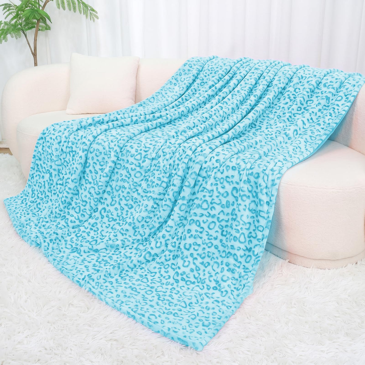 Cow Print Blanket for Couch Bed, Fuzzy Fleece Soft Blankets and Throws, Brown White Western Home Decor, All Season Cozy Birthday Gifts for Cow Lovers Women Men Girls Boys, 50x60 Inches